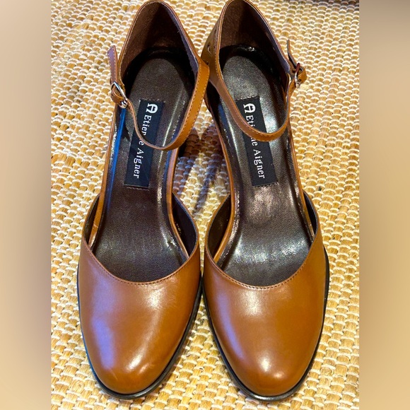 NWOT ETIENNE AIGNER s7 brwn leather heels Cute cut out detail at ankle strap - Picture 3 of 7